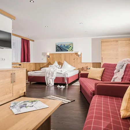 Kirchlerhof Szálloda 3*