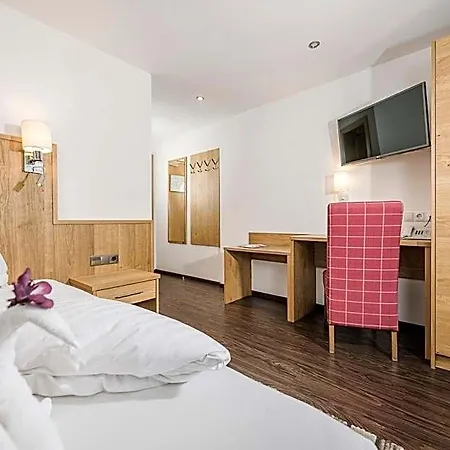 Hotel Kirchlerhof 3*
