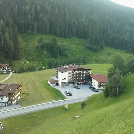 فندق Kirchlerhof 3*