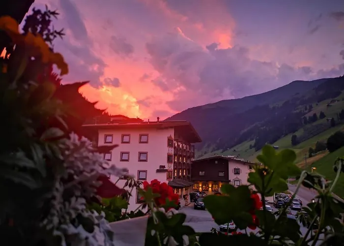 Hotel Kirchlerhof 3*