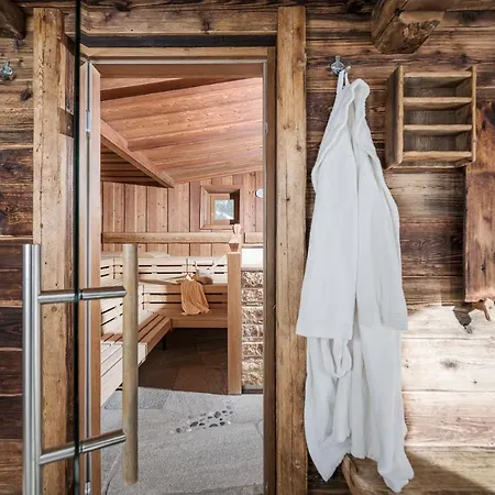 Отель Kirchlerhof 3*